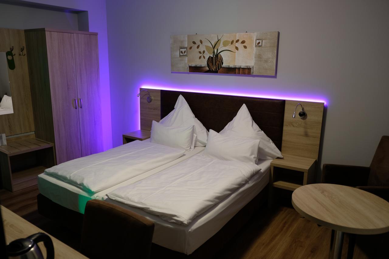 Minx - Cityhotels 3* Akwizgran
